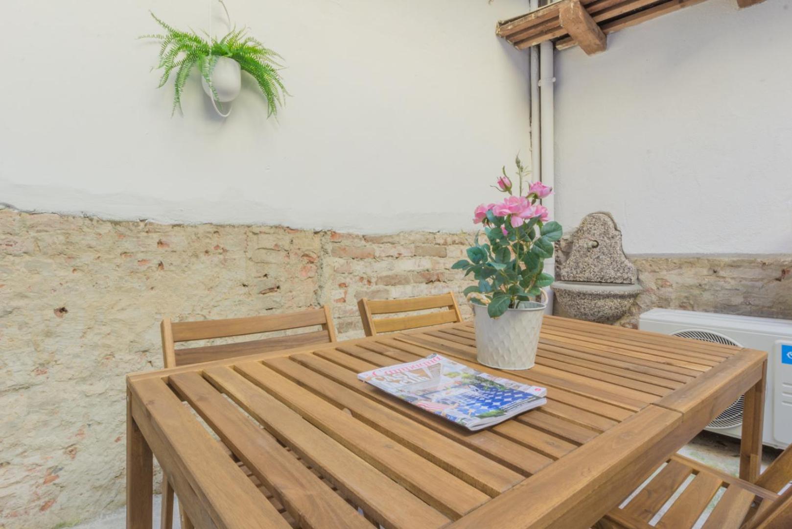 Residence Croce Plasencia Exterior foto